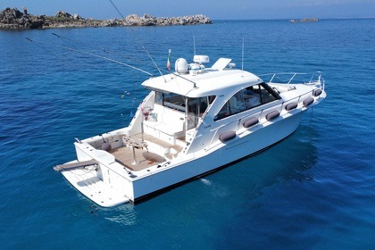 Charter Motorboat CABO 44 HTX Santa Teresa Gallura