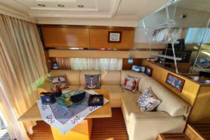 Hire Motor yacht Mochi Craft 56 fly Gallipoli