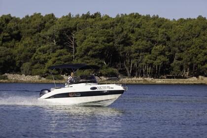 Ενοικίαση Μηχανοκίνητο σκάφος Cantiere Marinello Marinello 19 Spport Punat