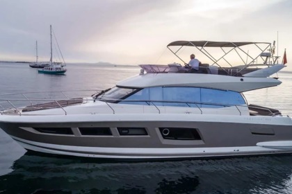 Location Yacht Jeanneau Prestige 500 Fly Juan les Pins