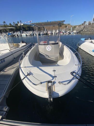 Motorboat Pacific Craft Open 670 Boat design plan