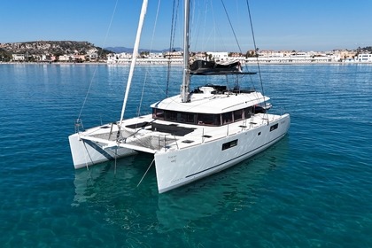 Charter Catamaran Lagoon 560 S2 Portisco