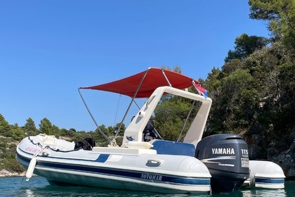 Czarter Ponton RIB Novomar Novomar NV 580 Omiš