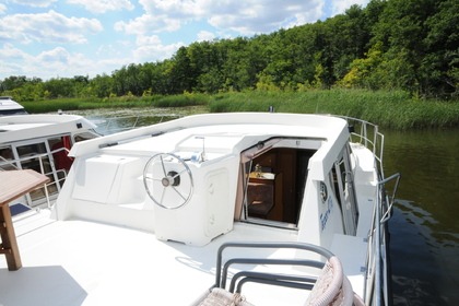 Miete Hausboot Tarpon 42 Trio Prestige Lübz