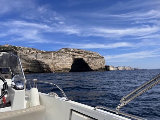 Propriano Motorboat Beneteau Flyer 7 alt tag text