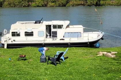 Location Bateau à moteur JEANNEAU EAU VIVE SANS PERMIS (Agrément) Saint-Jean-de-Losne