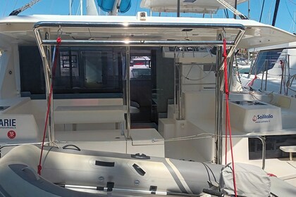 Charter Catamaran ROBERTSON & CAINE LEOPARD 4000 Marina di Portorosa