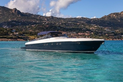 Charter Motorboat Itama 55 Baja Sardinia