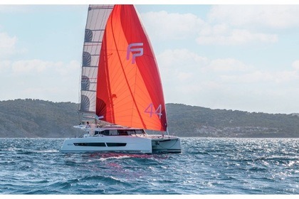 Hire Catamaran Fountaine Pajot Fountaine Pajot New 44 Maestro - 3 cab. Saint-Raphaël