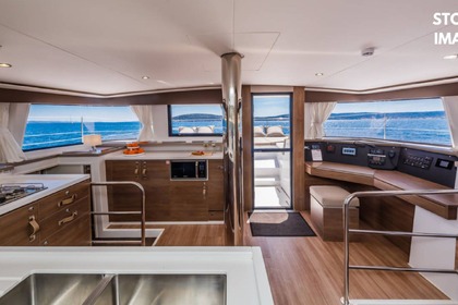 Rental Catamaran  Bali 4.6 Cannigione