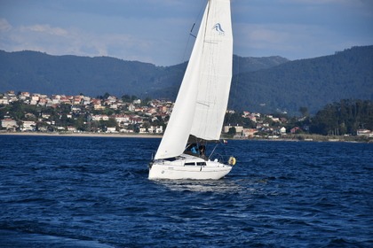 Aluguel Veleiro Hanse 315 Baiona