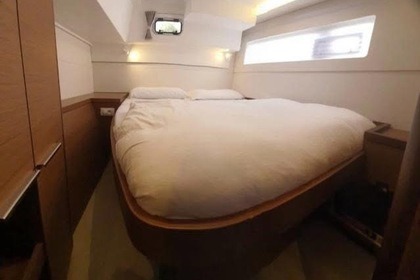 Hire Catamaran Lagoon Lagoon 40 Palau