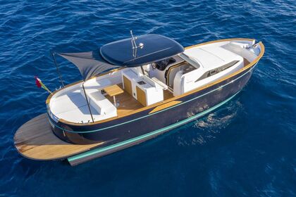 Hire Motorboat Apreamare Gozzo Cabinato Taormina