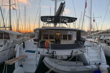Hire Catamaran Lagoon 450F Athens