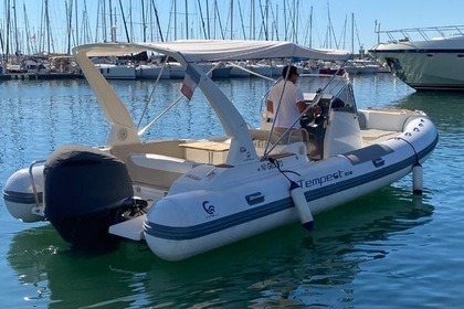 Location Semi-rigide Capelli Capelli Tempest 800 Golfe Juan