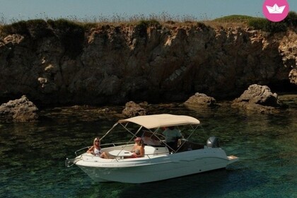 Charter Motorboat Pacific Craft Open 625 Port d'Addaia