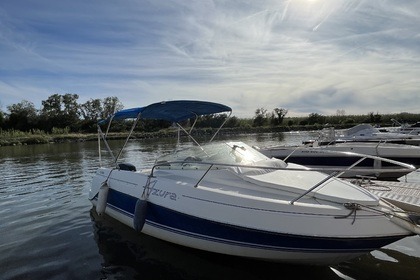 Rental Motorboat Kelt Kelt Azura 570 Cabin Hyères