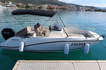 Miete Motorboot Quicksilver Activ 605 Open Trogir