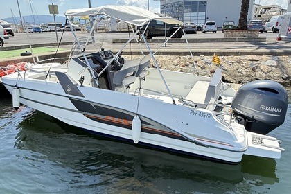 Charter Motorboat Beneteau Flyer 6.6 Saint-Cyprien
