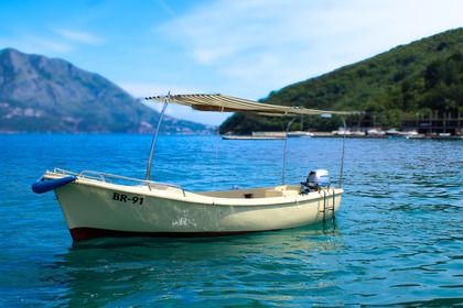 Miete Motorboot Elan Elan Pasara 510 Budva