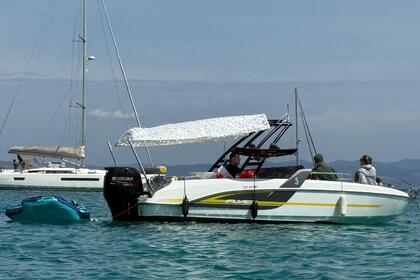 Hire Motorboat Beneteau Flyer 6.6 Hyères