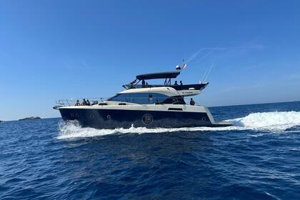 Rental Motor yacht Beneteau Monte Carlo 6 Saint-Tropez