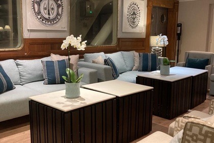 Hire Motorboat ASTILLEROS CONSTRUCTIONS SA 210Ft Pireas