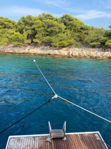 Сплит Sailboat  Bavaria 37 Cruiser alt tag text