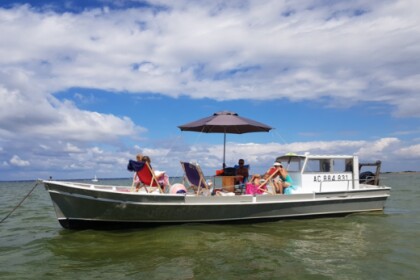 Location Bateau à moteur DENOS Chaland - Plate Cap Ferret