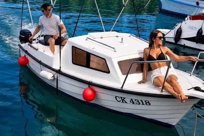 Aluguel Barco sem licença  ELAN 2001 Crikvenica