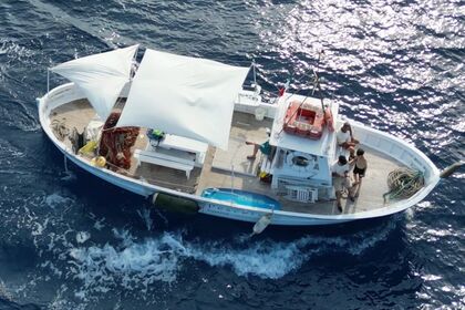 Charter Motorboat Schiaffino Gozzo Portofino