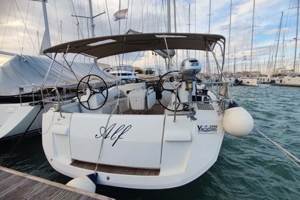 Miete Segelboot Jeanneau Sun Odyssey 519 - 5 cab. Lefkada