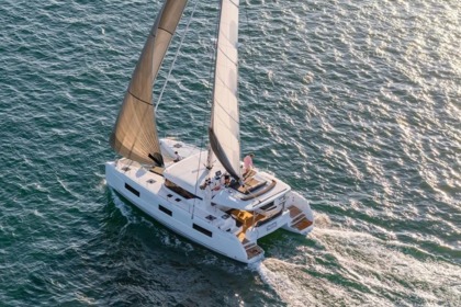 Verhuur Catamaran Lagoon Lagoon 46 Trogir