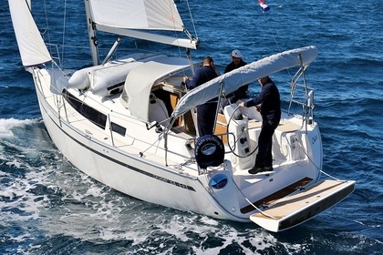Aluguel Veleiro BAVARIA 33 C Sukošan