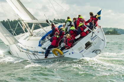 Hyra båt Segelbåt BAVARIA 47 Stockholm