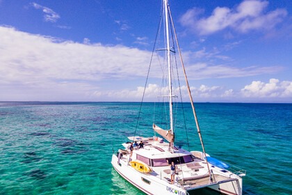 Charter Catamaran Fountaine Pajot Saba 50 Belize