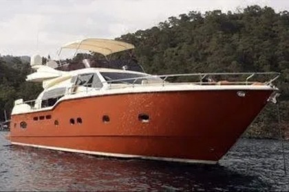 Чартер Яхта люкс Ferretti Altura 690 Монако