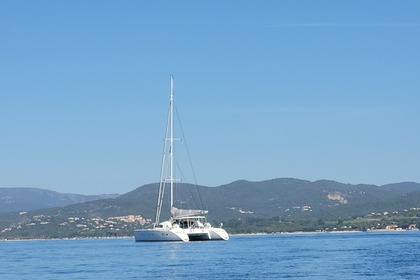 Charter Catamaran Lagoon Lagoon 570 Marseille
