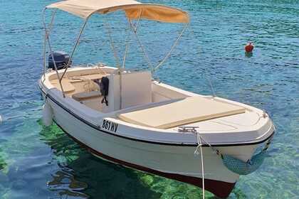 Charter Motorboat Betina 500 Hvar