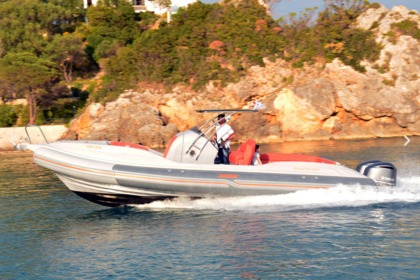 Miete RIB Mostro Caramel 2x300HP Agios Ioannis Peristeron
