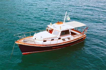 Hire Motorboat G.I.A.M Rapallo Portofino pilot Bocca di Magra