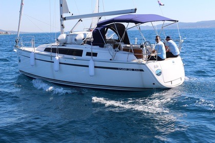 Miete Segelboot BAVARIA CRUISER 34 Kroatien