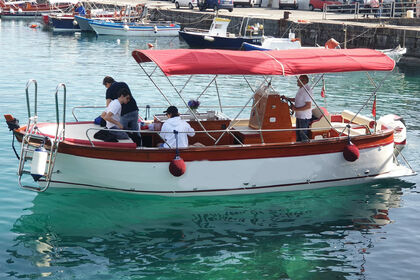 Noleggio Barca a motore Custom GOZZO IN LEGNO Taormina
