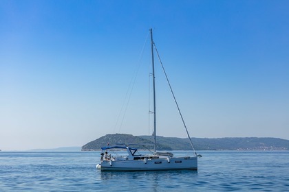 Czarter Jacht żaglowy BENETEAU OCEANIS 38.1 Split