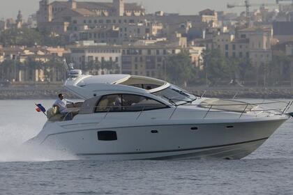 Noleggio Yacht Jeanneau Prestige 390S Antibes