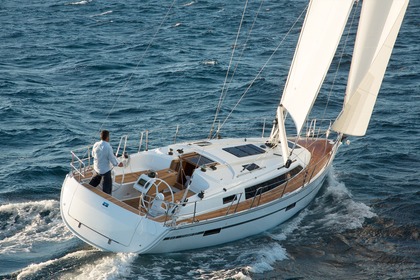 Charter Sailboat BAVARIA Cruiser 37 R Zaton