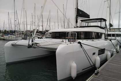 Location Catamaran  Lagoon 42 Premium A/C Le Marin