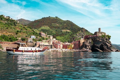 Location Bateau à moteur Cinque Terre Gozzo in legno - All inclusive La Spezia