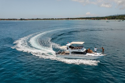 Rental Motorboat Yamaha x3 250HP Bali