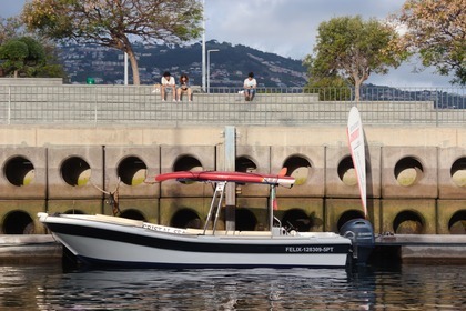 Rental Motorboat Motorboat 7.5 mt Madeira